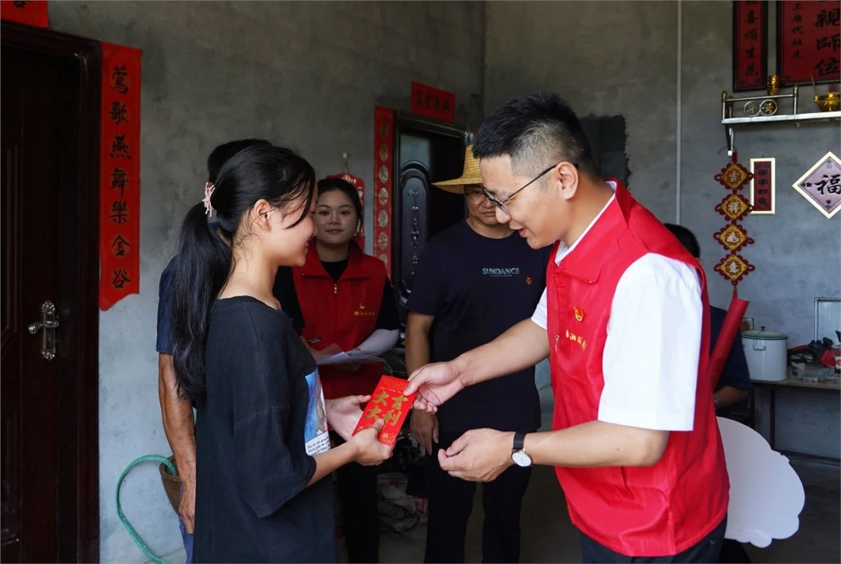 99久久伊人精品综合观看